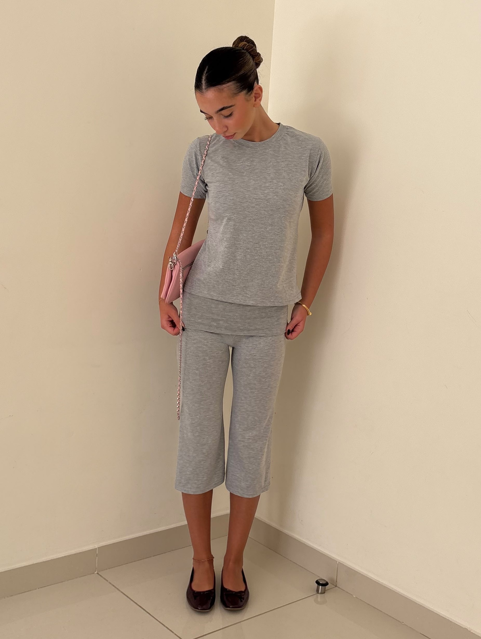 T-Shirt Pantacourt Set — Grey
